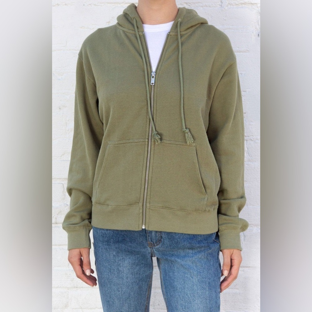 ❤️SOLD❤️ Brandy Melville Christy zip up hoodie in matcha green